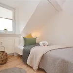 01 - Fuer Firmen Apartman Roth